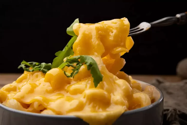 close-up-melted-mac-cheese_1_20